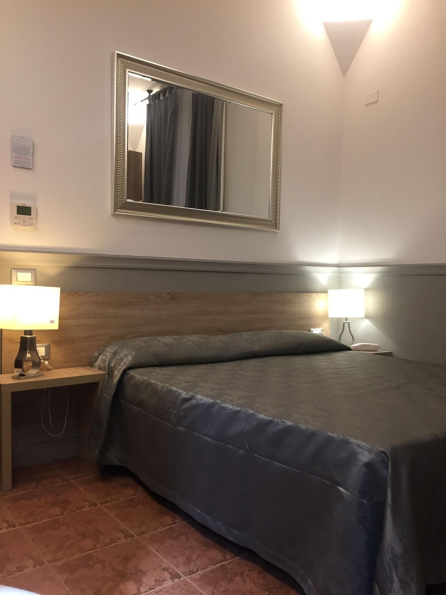 Hotel Alinari Флоренция Екстериор снимка